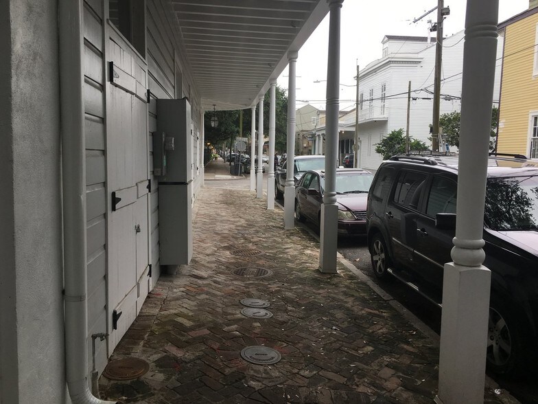 More Photos Of 801 Frenchmen St, New Orleans Restaurant For Lease