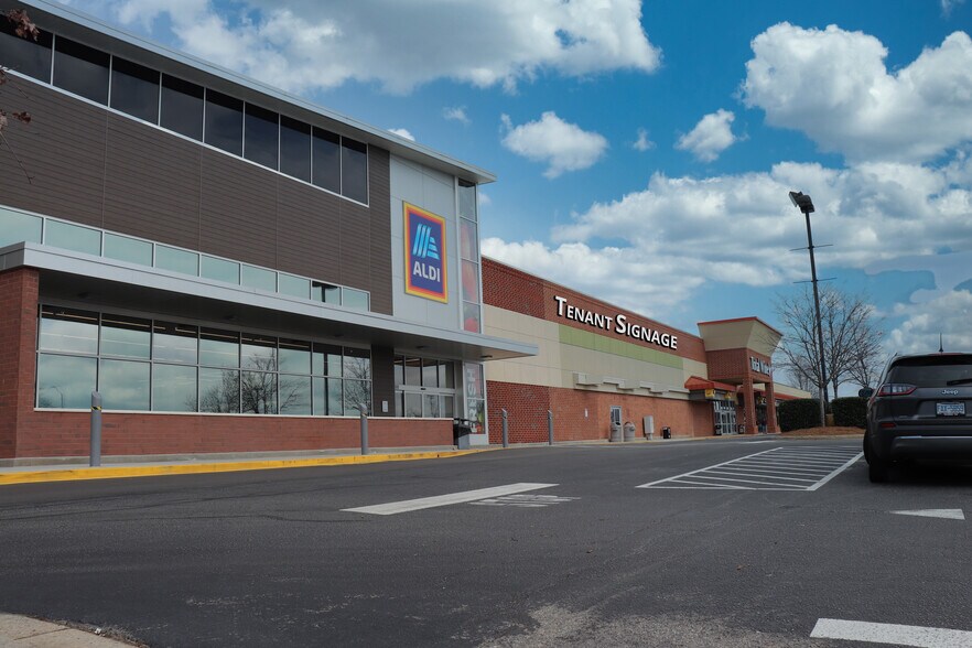 More Photos Of 6101-6103 Capital Blvd, Raleigh Unknown For Lease