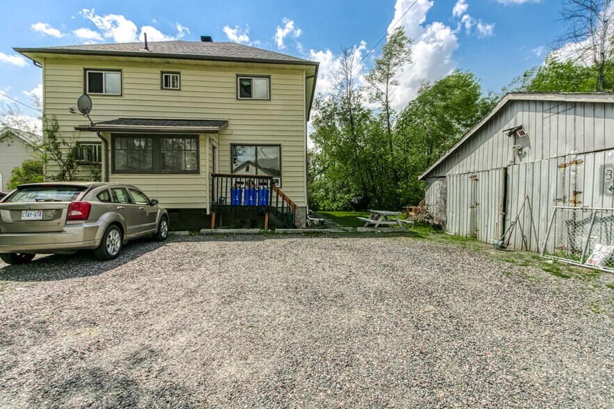 More Photos Of 354 Eva Av, Sudbury Apartments For Sale