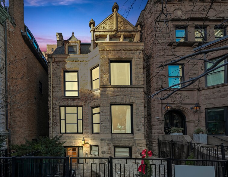 Primary Photo Of 64 E Cedar St, Chicago Apartments For Sale