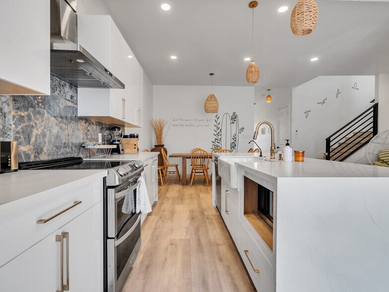 More Photos Of 10602 Blue Water Hwy, Freeport Multifamily For Sale