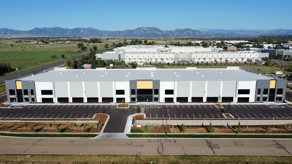 Primary Photo Of 769 Ctc Blvd, Louisville Warehouse For Lease