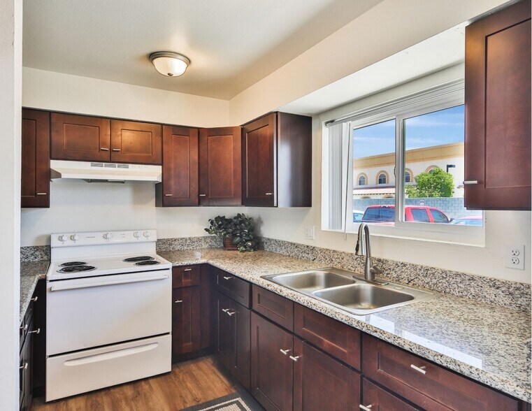 More Photos Of 46595 Vargas Rd, Indio Apartments For Sale