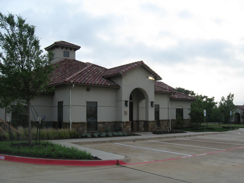 More Photos Of 300 Morrison Park Dr, Southlake Unknown For Lease