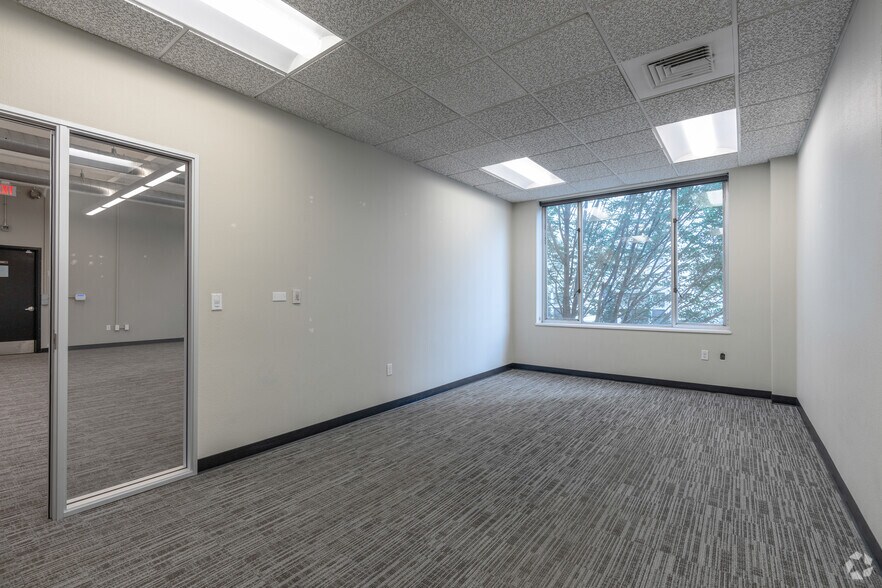 More Photos Of 721 Sw Oak St, Portland Office For Lease