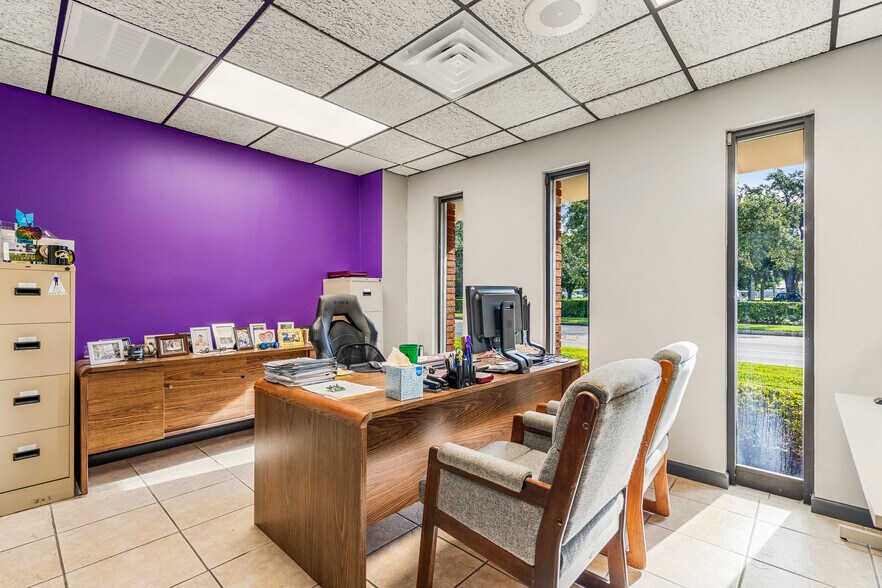 More Photos Of 2315 14th Ave, Vero Beach Medical For Sale