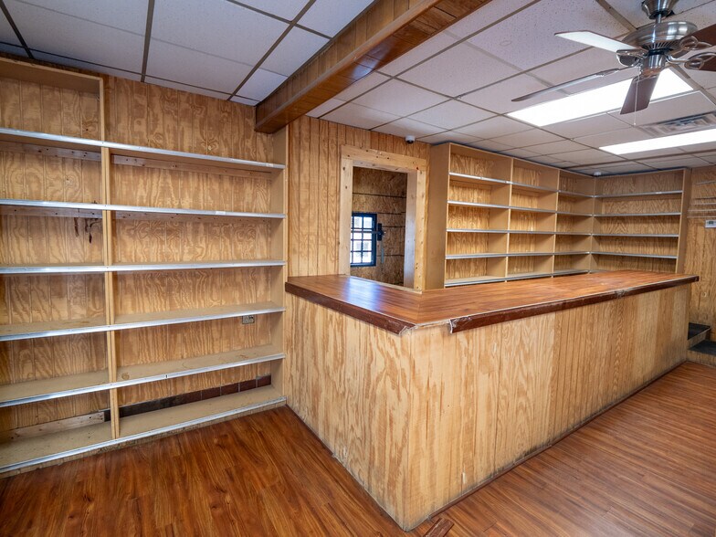 More Photos Of 400 S Air Depot Blvd, Oklahoma City Freestanding For Sale