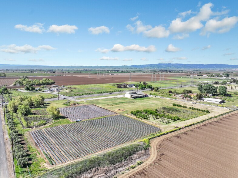 More Photos Of 8091 Balfour Rd, Brentwood Lodge Meeting Hall For Sale