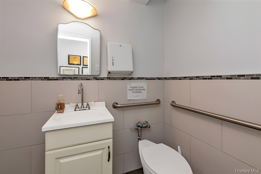 More Photos Of 2325 Bell Blvd, Flushing Apartments For Sale