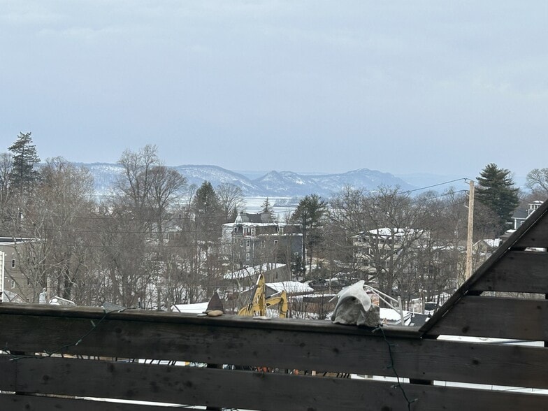 More Photos Of 193 Main St, Ossining General Retail For Sale