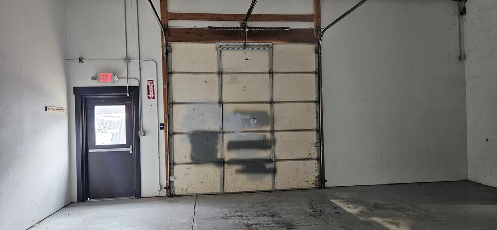 More Photos Of 102 Campbell Ln, Ridgway General Retail For Sale