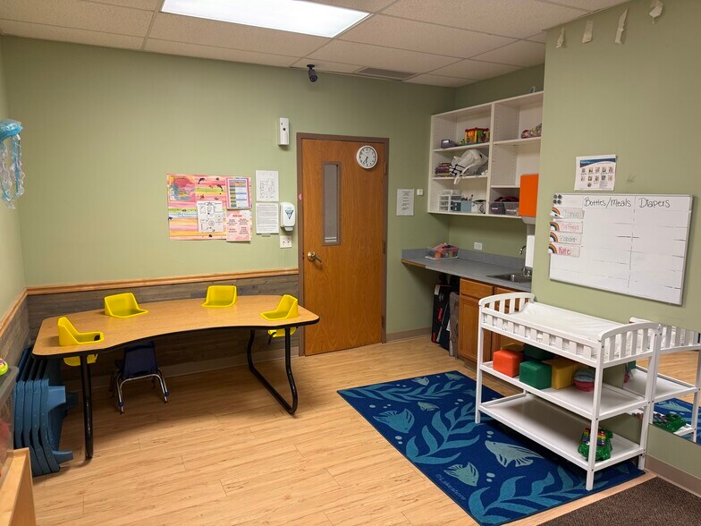 More Photos Of 5225 N 158th Ave, Omaha Daycare Center For Lease