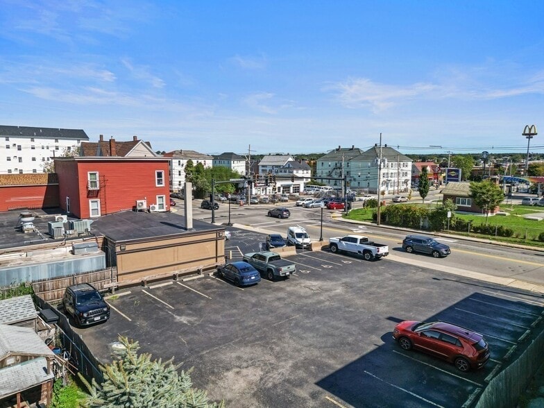 More Photos Of 218 Coggeshall St, New Bedford Storefront Retail Residential For Sale