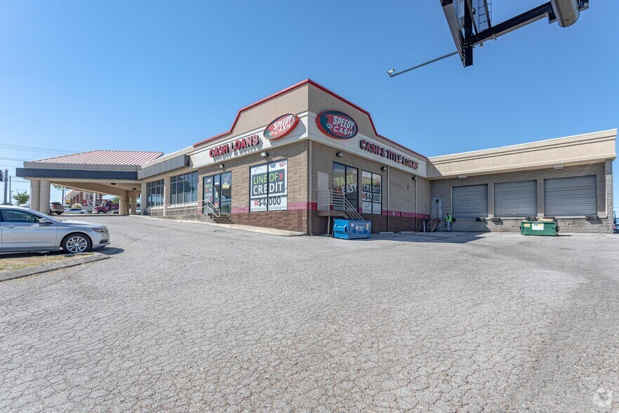 More Photos Of 5000 Harding Pl, Nashville Showroom For Lease
