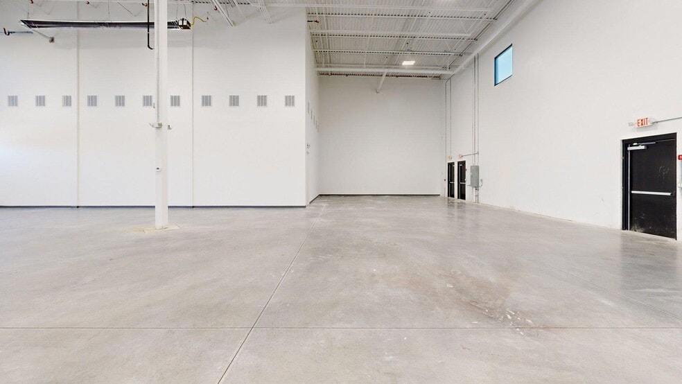 More Photos Of 315 Roycefield Rd, Hillsborough Warehouse For Lease