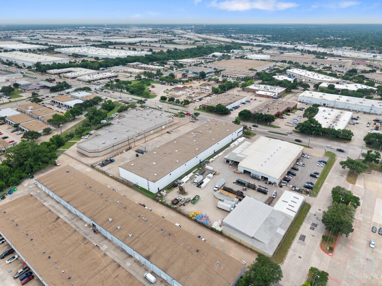 More Photos Of 10515-10537 Miller Rd, Dallas Distribution For Sale