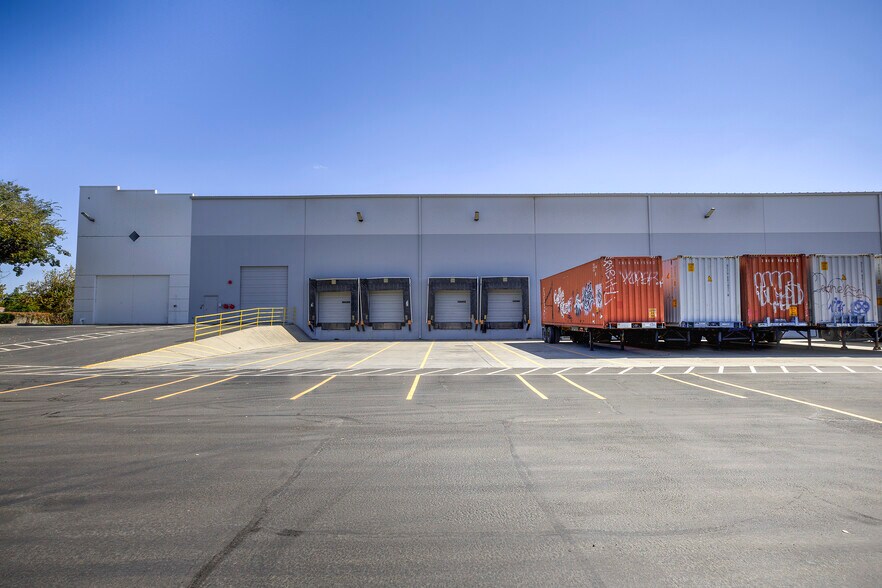 More Photos Of 1733 Morgan Rd, Modesto Warehouse For Lease