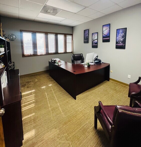 More Photos Of 4777 E State St, Rockford Medical For Sale