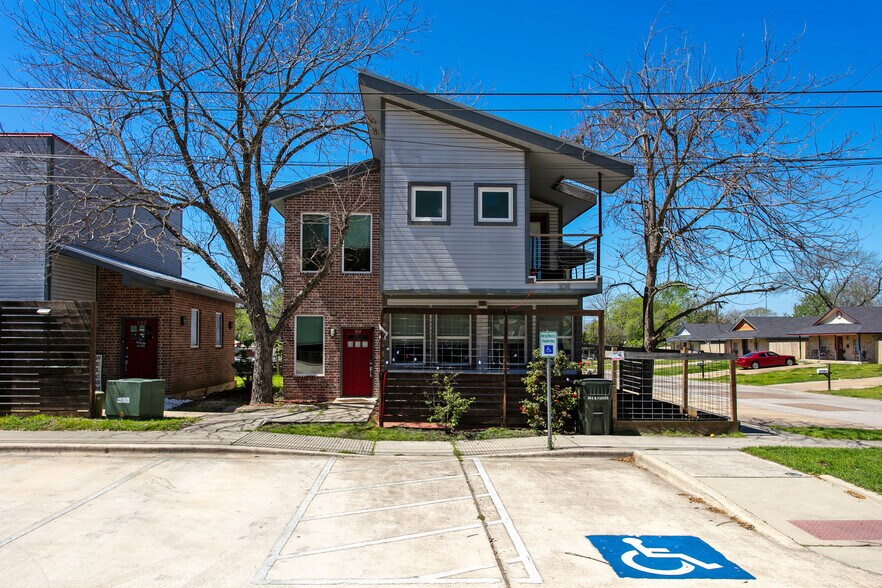 More Photos Of 300 N Parker Ave, Bryan Apartments For Sale