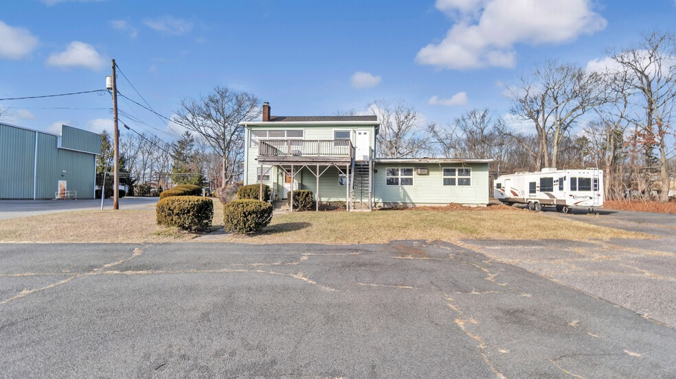 More Photos Of 26 Frowein Rd, Center Moriches Warehouse For Sale