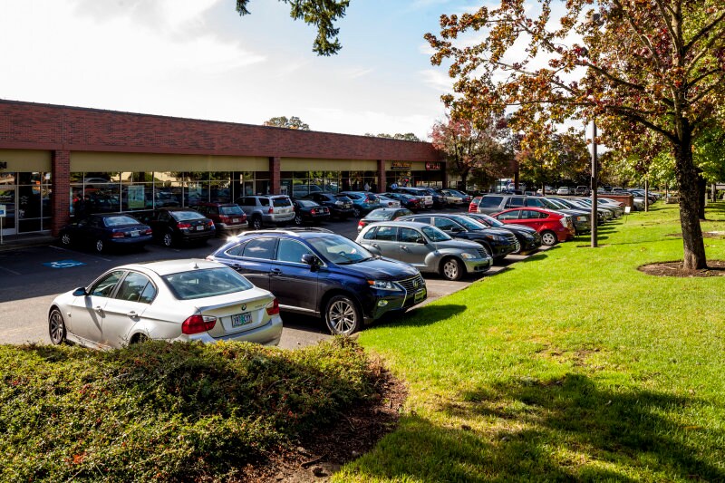 More Photos Of 15088 SW Bangy Rd, Lake Oswego Unknown For Lease