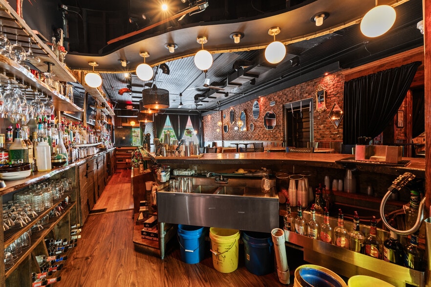 More Photos Of , Utica Unknown For Sale