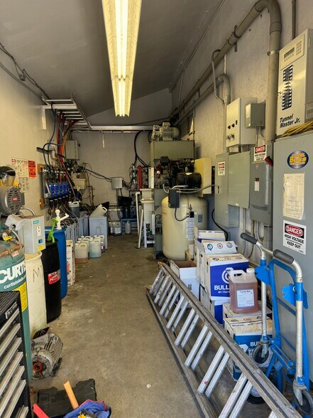 More Photos Of 31585 Canyon Estates Dr, Lake Elsinore Carwash For Sale