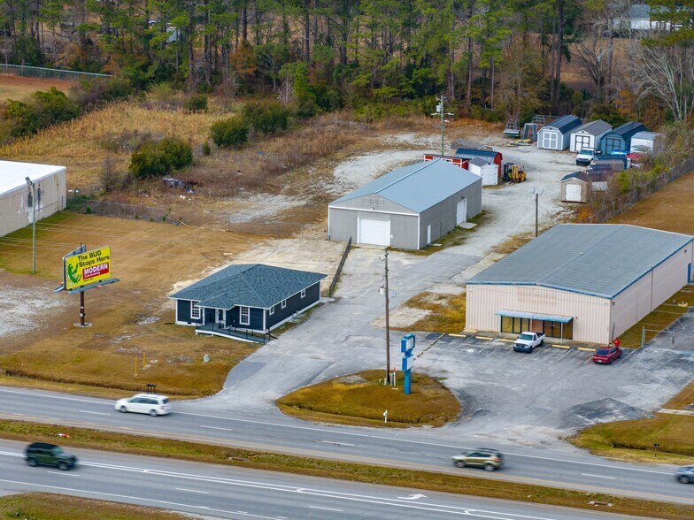 More Photos Of 3261 New Bern Hwy, Jacksonville Light Distribution For Lease