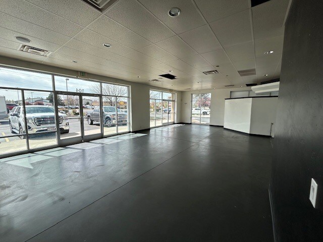 More Photos Of 10804-10870 W Fairview Ave, Boise Freestanding For Lease