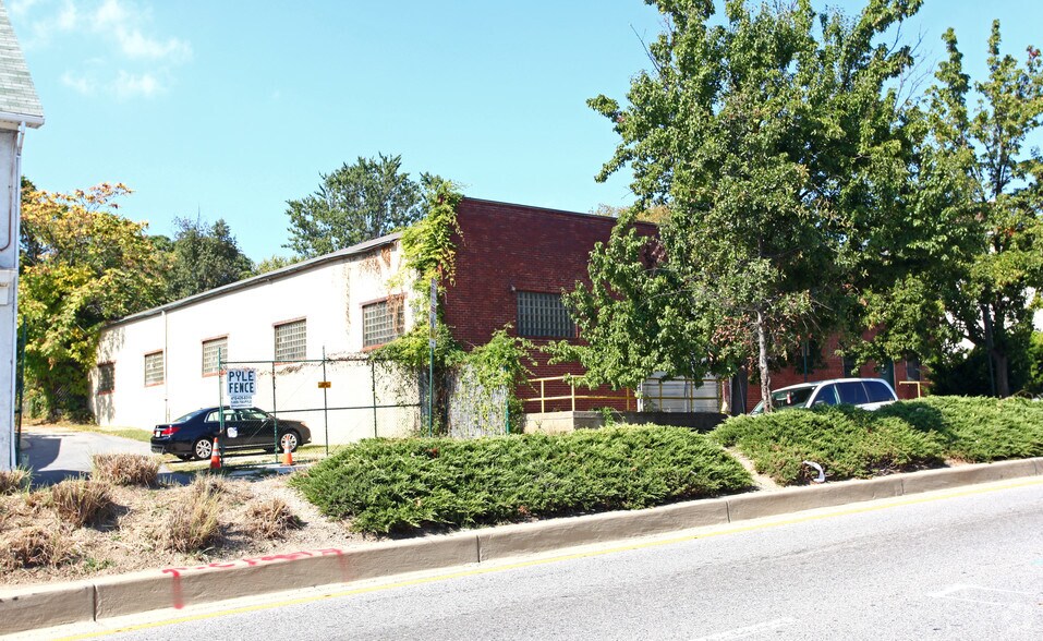 47124716 Harford Rd, Baltimore, MD 21214 Industrial For Lease