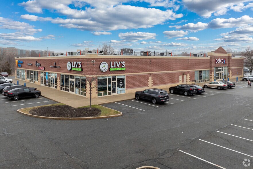 Primary Photo Of 101 Commerce Way, Woburn Unknown For Lease