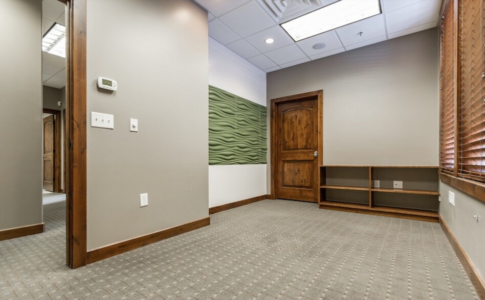 More Photos Of 4465 S 900 E, Millcreek Medical For Lease