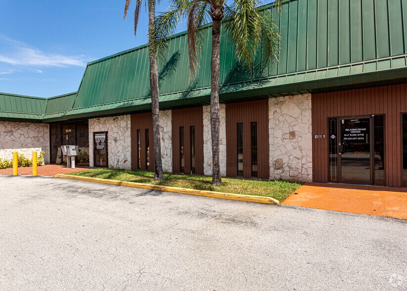 More Photos Of 8245-8249 NW 36th St, Miami Office For Lease