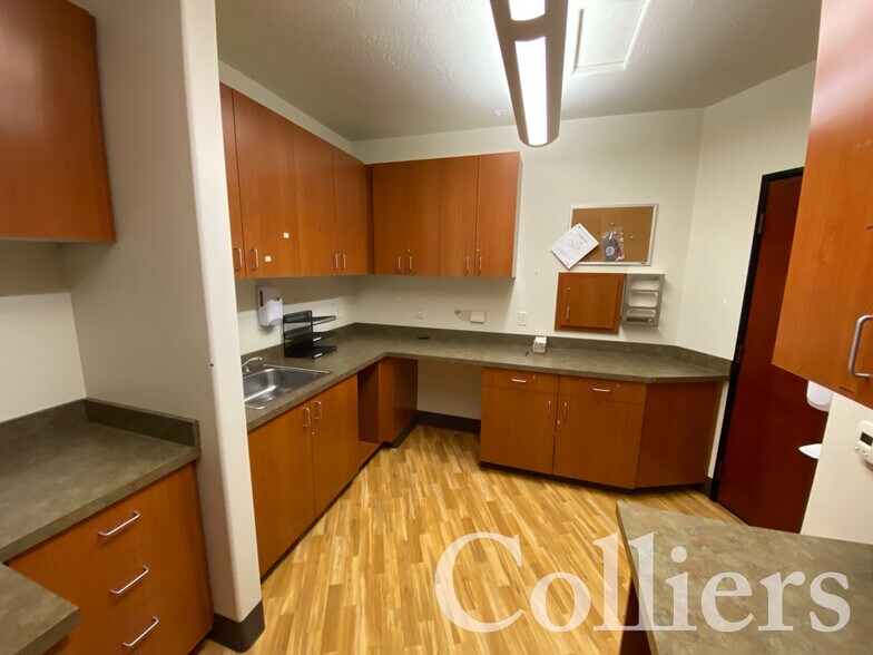 More Photos Of 1880 W Judith Ln, Boise Office For Sale