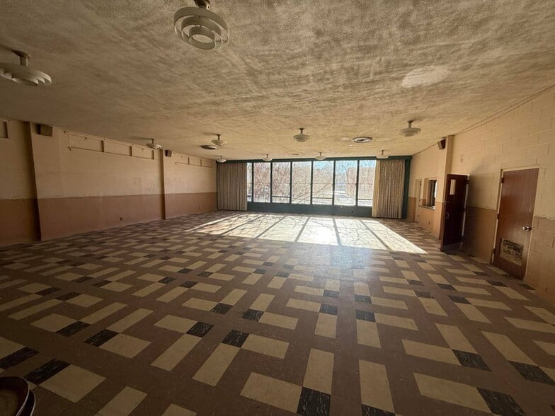 More Photos Of 17 Fremont St, Gloversville Religious Facility For Sale