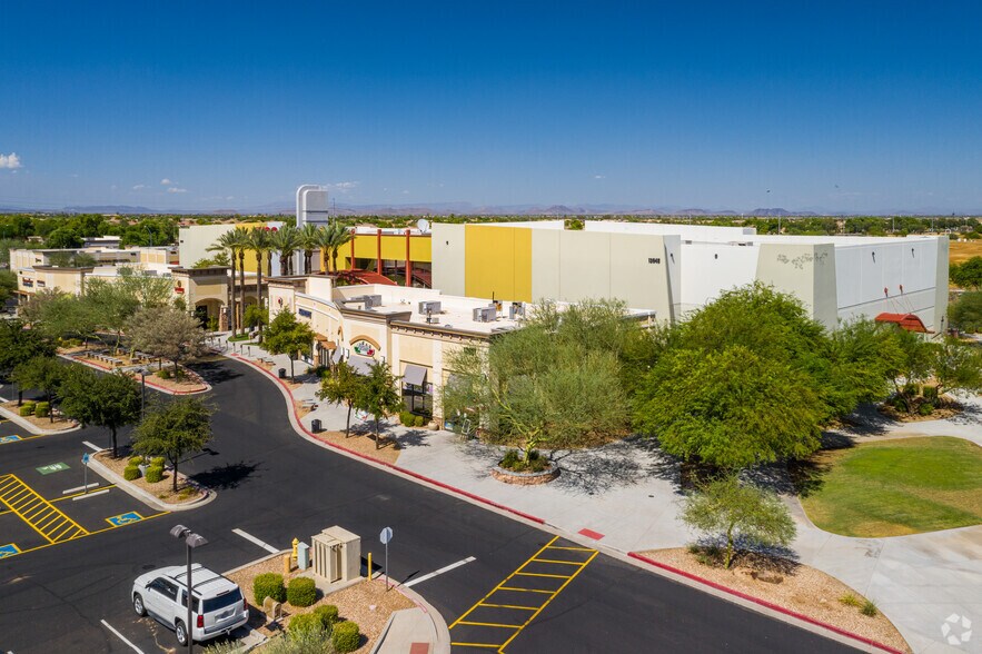 More Photos Of 13681 N Litchfield Rd, Surprise Storefront For Lease