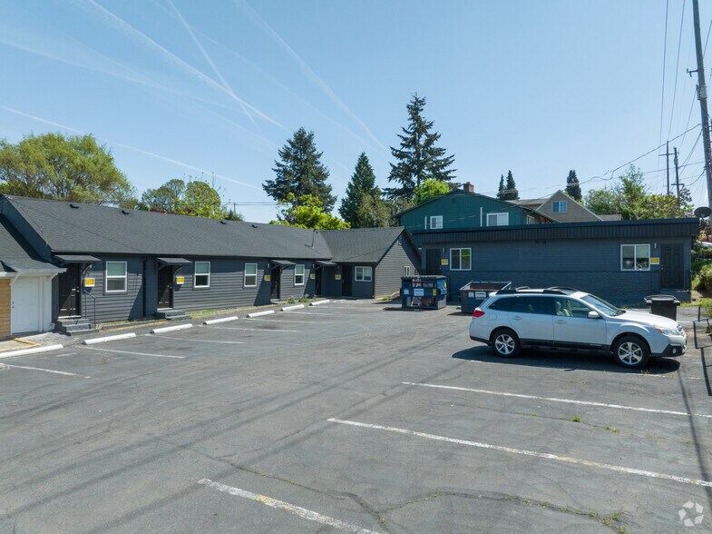 More Photos Of 11518 NE Sandy Blvd, Portland Apartments For Sale