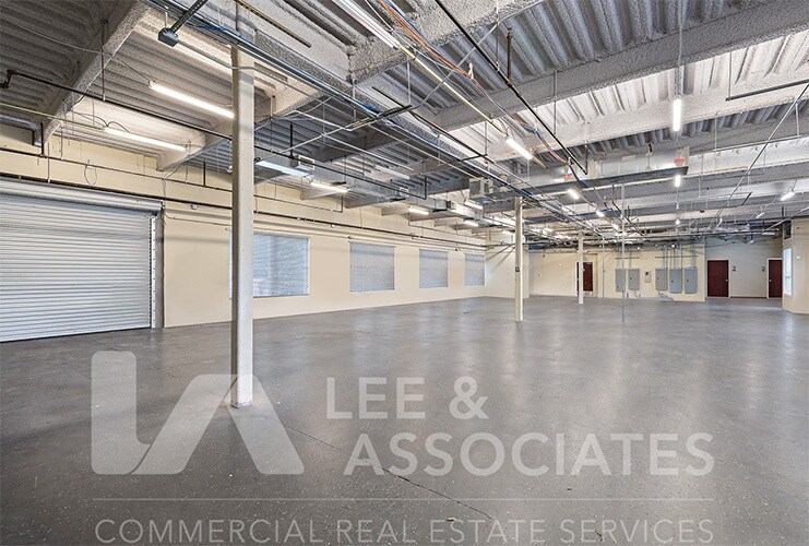 More Photos Of 685 S Ronald Reagan Blvd, Longwood Flex For Sale