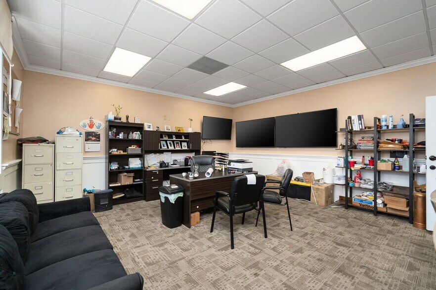 More Photos Of 9920 Arlington Ave, Riverside Land For Sale