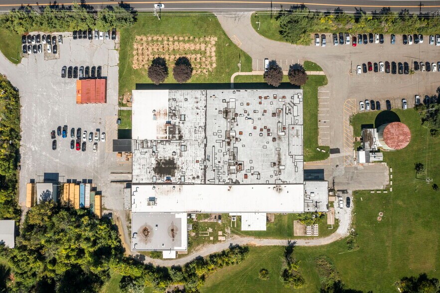 More Photos Of 1434-1440 County Rd 565, Sussex Manufacturing For Sale