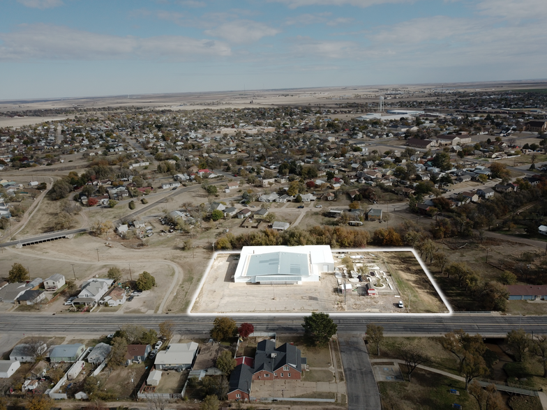 Primary Photo Of 900 Duncan St, Pampa Warehouse For Sale