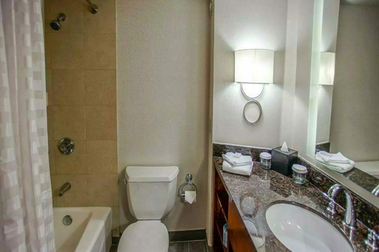 More Photos Of 28100 Franklin Rd, Southfield Hotel For Sale