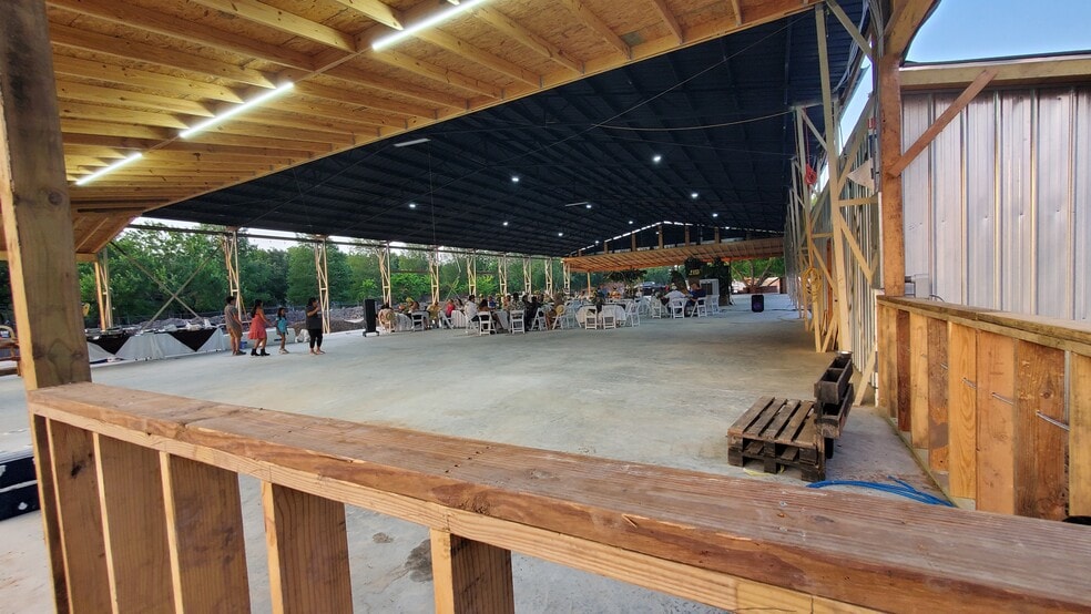 More Photos Of 9611 Gaines Rd, Sugar Land Land For Sale