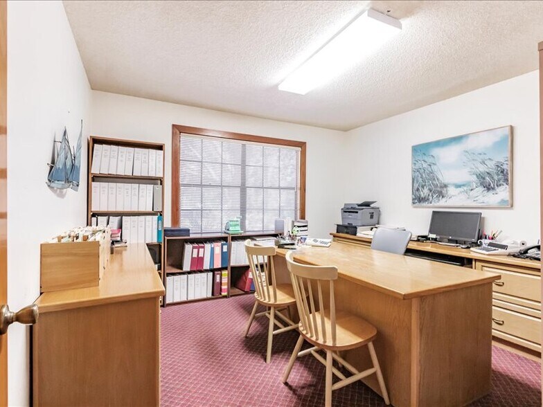 More Photos Of 13225 FL-64, Bradenton Loft Creative Space For Sale