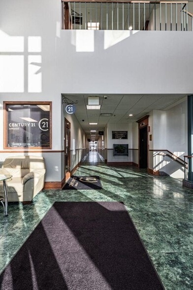 More Photos Of 700 N 3rd St, La Crosse Office For Lease