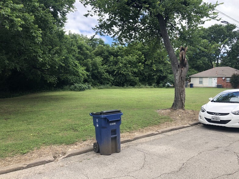 More Photos Of S Kentucky St, McKinney Land For Lease