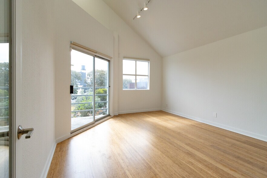 More Photos Of 1112 Bryant St, San Francisco Office For Sale