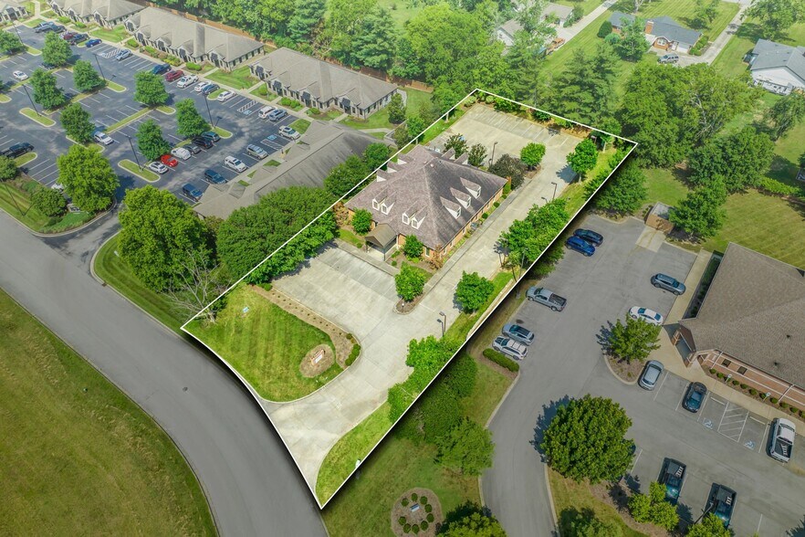 More Photos Of 3040 Business Park Cir, Goodlettsville Medical For Lease