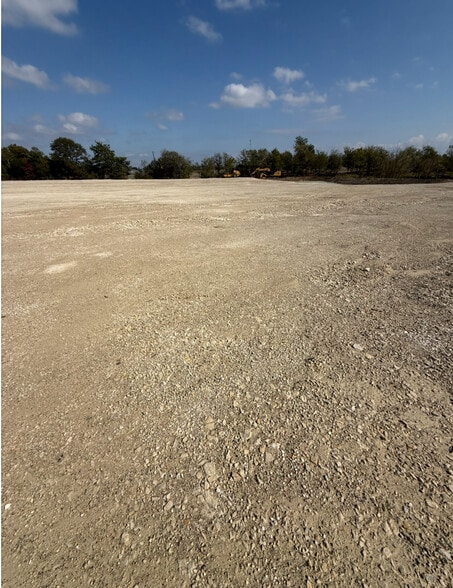 More Photos Of 1601 N Interstate 45, Palmer Land For Sale