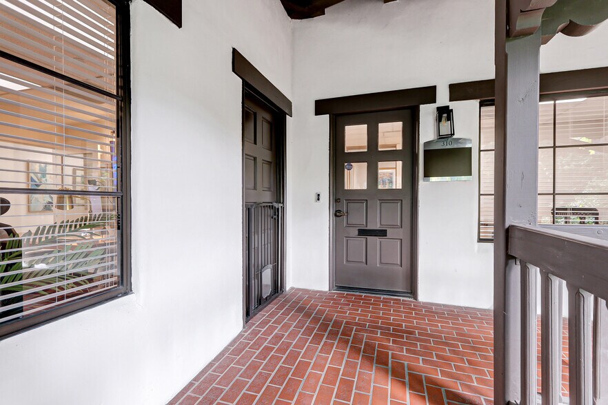 More Photos Of 25550 Hawthorne Blvd, Torrance Medical For Lease